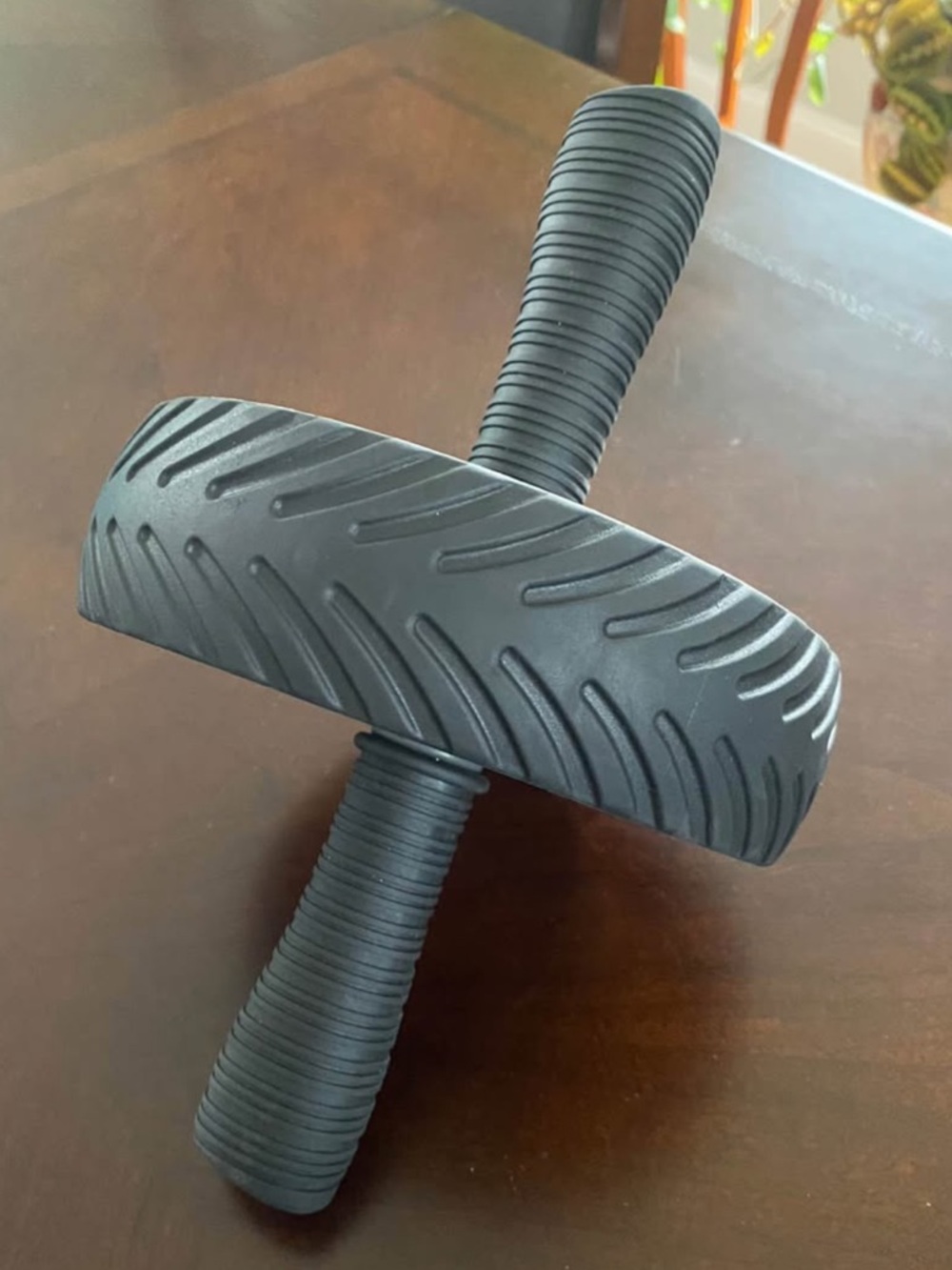 Black Ab Wheel Roller with Textured Grip Handles